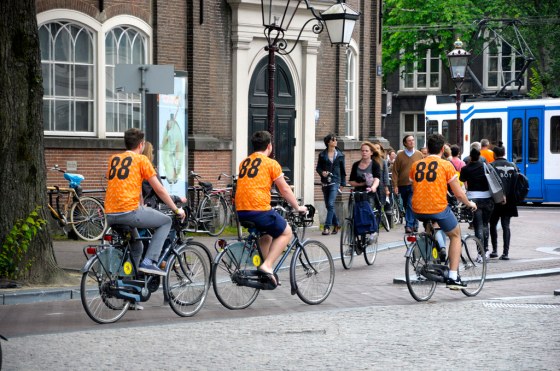 amsterdam cyclists